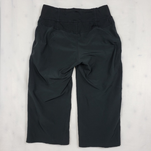 The North Face Women's Out The Door Capri - Picture 3 of 7